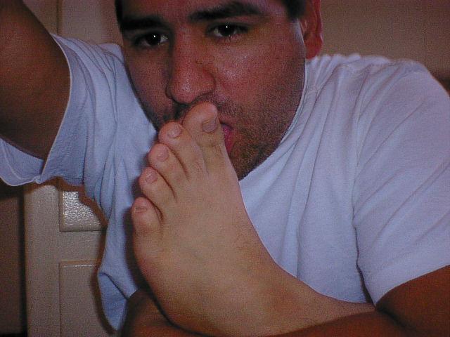 I love to lick and suck my feet