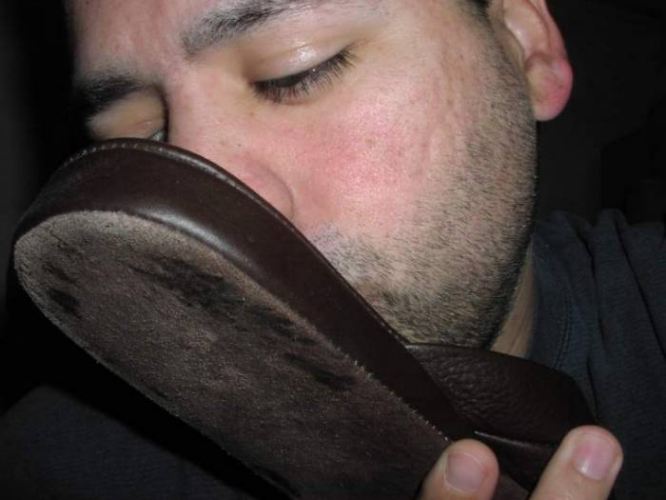 Kissing my own slipper